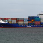 express shipping services,fast delivery times,customer satisfaction,e-commerce success,same-day delivery,next-day delivery,Express Shipping,E-Commerce Strategies,Package Delivery Options,Fast Shipping Solutions,Logistics Management Practices,Business Efficiency Improvements
