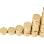 pricing strategies,e-commerce-success,mastering-pricing,profit-maximization,customer-satisfaction,competitive-marketing,cost-plus-pricing,value-based-pricing,referral-programs,word-of-mouth-marketing,online-retail,market-research,revenue-growth,business-strategy,e-commerce-competitiveness,Dynamic Pricing Models,Competitive Advantage Strategies,Effective Pricing Implementation Techniques,Value-based Pricing Approaches,E-Commerce Profit Maximization Strategies