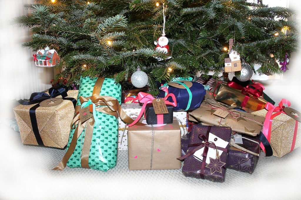 Boost Sales With Strategic Gift-giving: Unlock The Power Of Gift With Purchase Campaigns For E-Commerce Success - Discover How Gift With Purchase Campaigns Can Drive Sales, Improve Customer Satisfaction, And Enhance Brand Loyalty In Today's Competitive E-Commerce Landscape