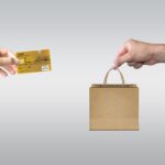 value proposition in e-commerce,crafting a compelling one,customer loyalty,business identity,online sales success,Competitive Advantage,Effective Messaging,Target Audience Selection,Value Proposition Creation,Customer Engagement Strategies