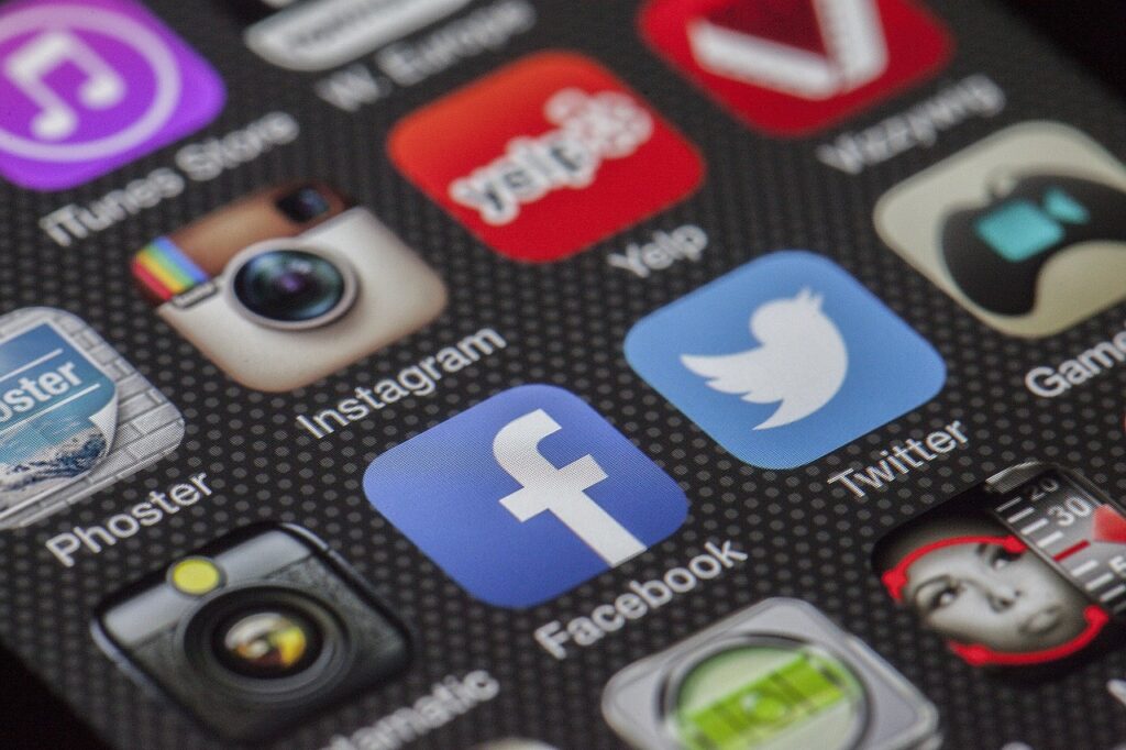 Unlock the power of social proof boosts conversions in E-Commerce by leveraging customer testimonials, ratings, and social media endorsements to create a trustworthy brand image that drives sales and revenue growth.