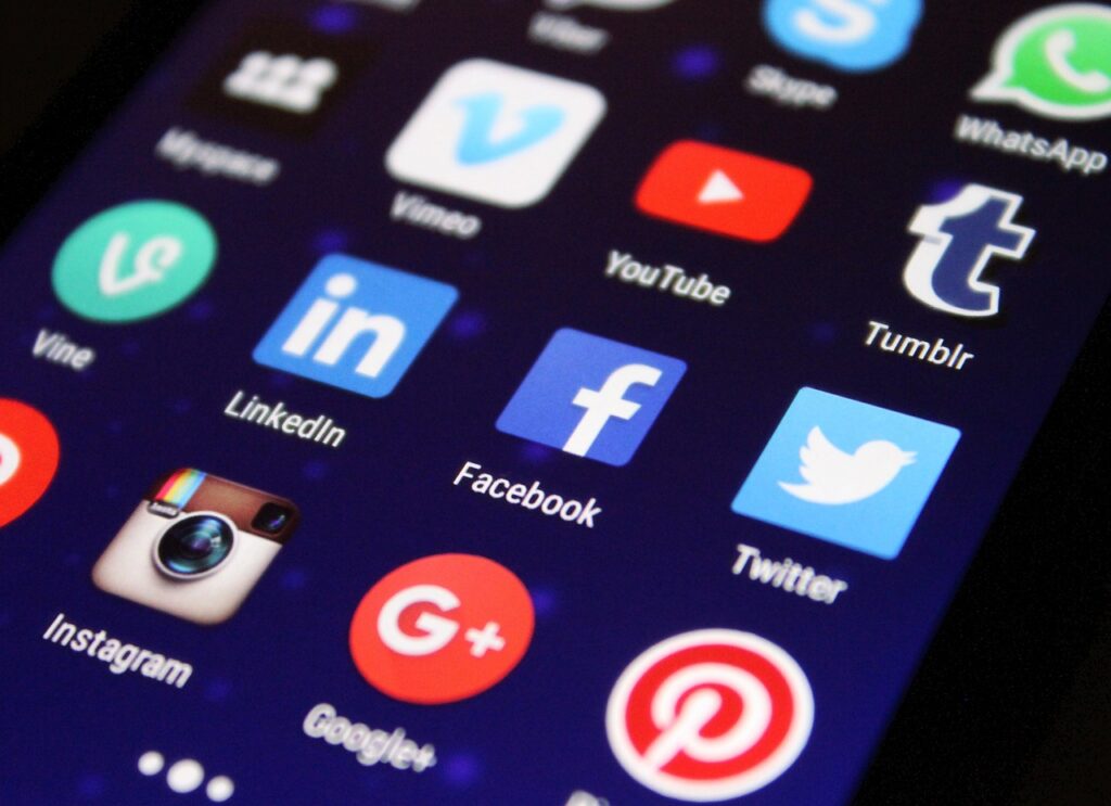 Unlock the full potential of cross-border E-Commerce practices with data-driven Facebook Ads optimization, featuring cutting-edge strategies for sustainable supply chain management and overcoming logistical challenges to boost customer satisfaction and loyalty.