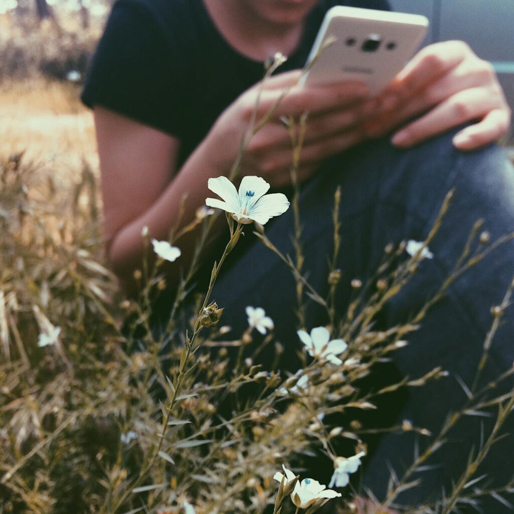 Unlock The Secrets To Mobile App Monetization With Our Comprehensive Guide, Featuring Effective Strategies For Maximizing Revenue Streams Through In-app Advertising, Subscriptions, And E-Commerce Integrations
