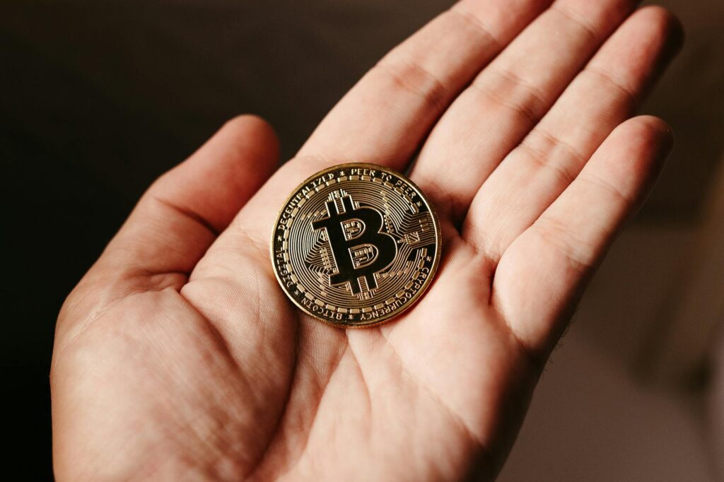 Unlock The Potential Of Cryptocurrency Payments In E-Commerce By Cross-selling Multiple Payment Options, Enhancing The Shopping Experience, Increasing Security, And Reducing Transaction Fees. Discover Expert Strategies For Seamless Integration, Regulatory Compliance, And Customer Satisfaction.