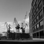 shipping carriers,usps rates,ups prices,fedex vs ups,dhl services,Carrier Choice,Service Type Comparison,Pricing Strategy Options,Hybrid Shipping Models,International Delivery Services,Business Growth Strategies,Logistics Management Techniques