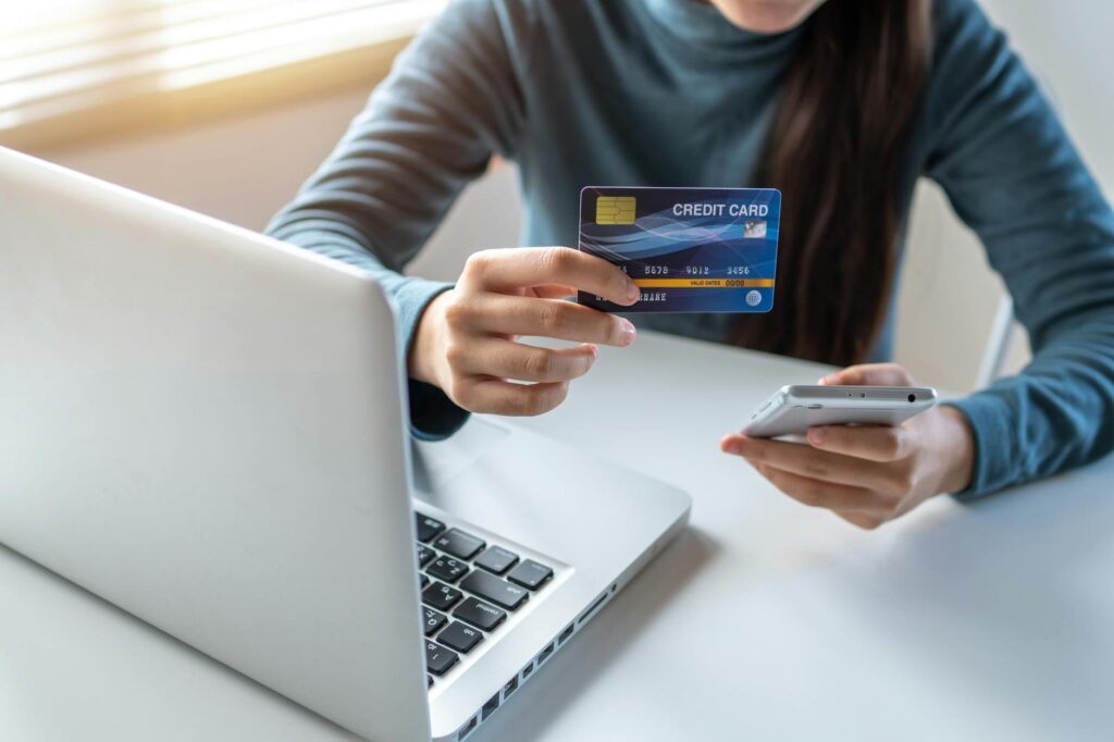 Ensure Secure And Reliable E-Commerce Payments With Advanced Solutions, Apis, Encryption, Tokenization, Compliance And Reliable Transaction Processing For A Trusted Online Shopping Experience