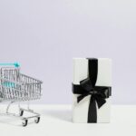 bundle offer,e-commerce boost,sales strategy for retailers,bundle discounts,e-commerce marketing,tactics for online retailers,bundled sales,commerce promotion,Strategic Bundle Offerings,Customer Segments,Pricing Tactics,Marketing Channels,Mobile Optimization