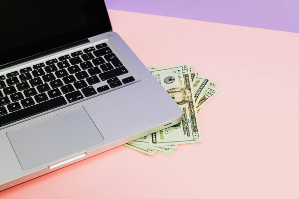 Discover The Essentials Of Creating And Managing An Effective Return Policy For E-Commerce Businesses, Including Key Components, Customer-friendly Processes, And Best Practices To Minimize Losses And Enhance The Overall Customer Experience