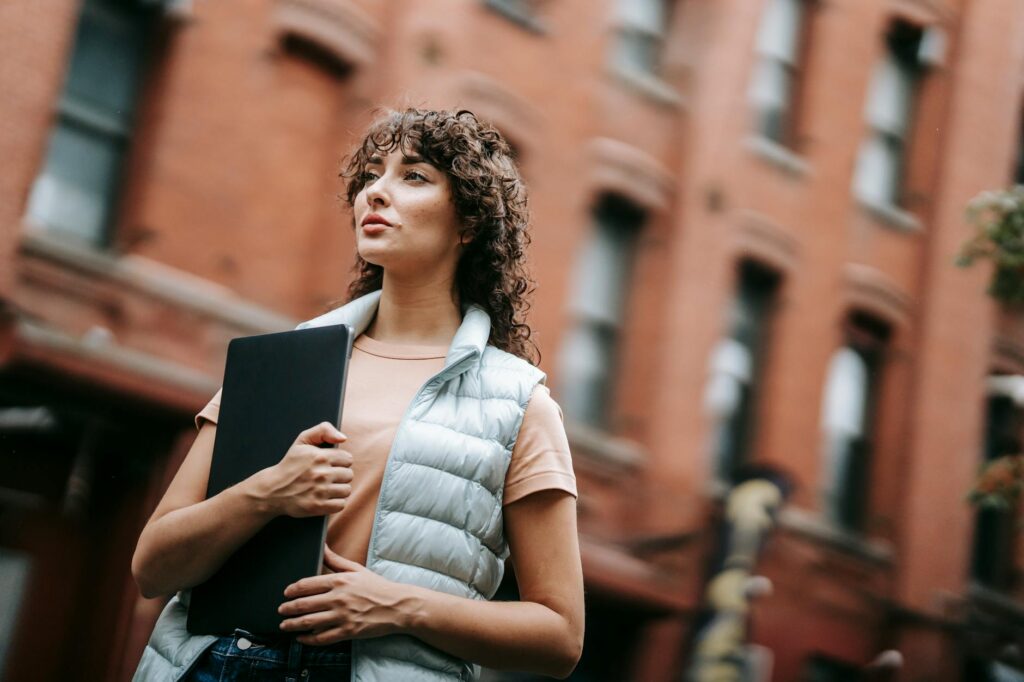 Unlock The Power Of User-generated Content Virtual Spaces, Revolutionizing Online Community Building And E-Commerce Opportunities While Fostering A Sense Of Belonging Among Users