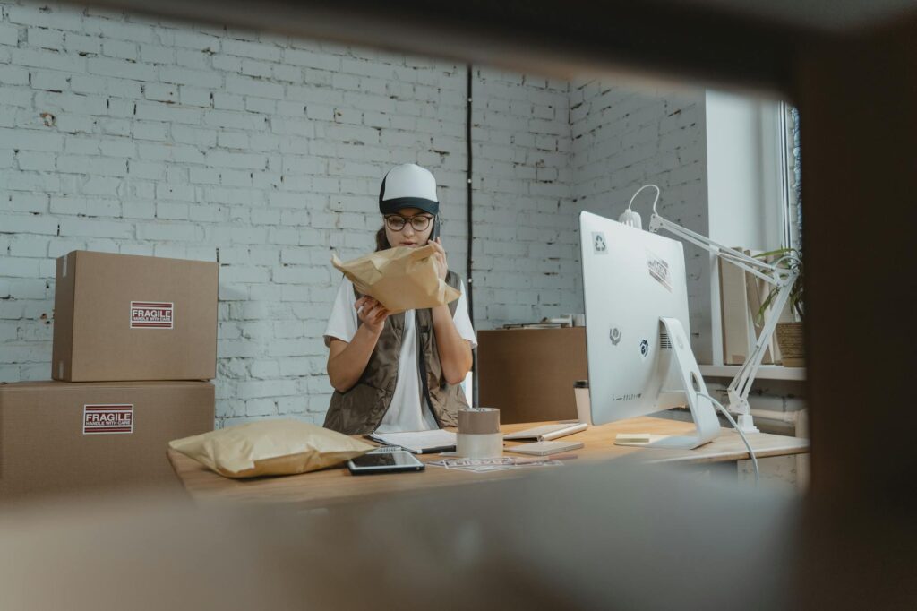 Unlock The Power Of E-Commerce Customer Focus: Discover How Prioritizing Customer-centricity Can Drive Long-term Success, Increase Loyalty And Retention, And Establish A Loyal Customer Base In Today's Competitive Digital Market