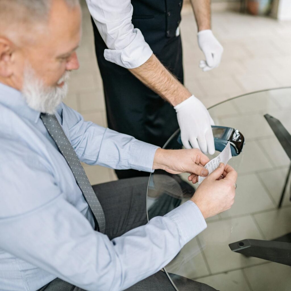 Improve Customer Experience Through Efficient Returns: Boost Sales, Revenue, And Loyalty By Streamlining Your E-Commerce Returns Process