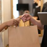 trust badges,e-commerce credibility,online sales,security measures,quality assurance,E-Commerce Branding,Building Credibility,Customer Trust,Quality Assurance,Web Security,Marketing Solutions