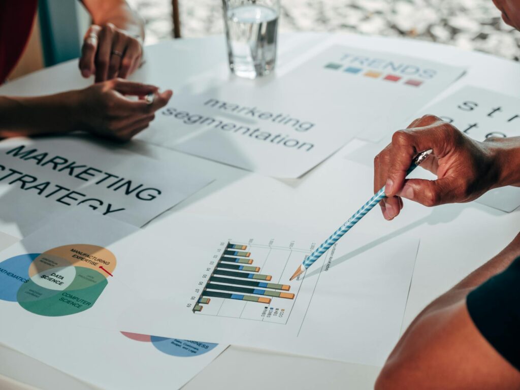Unlock The Power Of E-Commerce With Predictive Analytics For E-Commerce, A Data-driven Approach To Forecast Customer Behavior And Optimize Operations, Driving Business Growth And Revenue In Today's Fast-paced Market