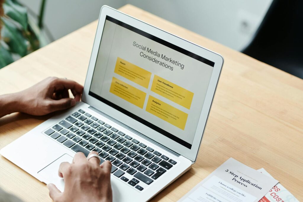 Unlock The Power Of E-Commerce Content Marketing Campaigns, Boost Sales And Drive Conversions With Effective Strategies For Capturing Customer Attention In Today's Digital Landscape