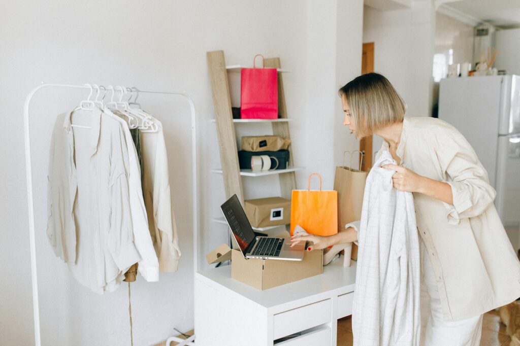 E-Commerce Referral Program Success: Boost Sales And Customer Engagement With Effective Incentives And Strategies
