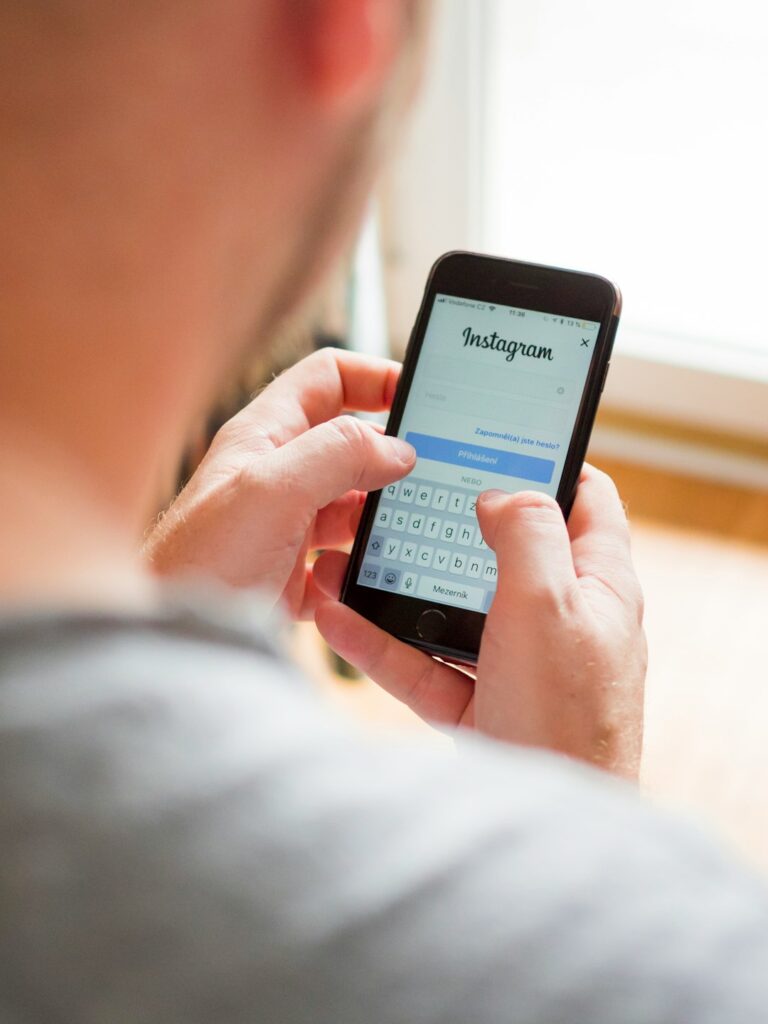 Unlock the Secrets of Drop Shipping with a Proven Marketing Strategy: Boost Sales, Increase Revenue, and Dominate the E-Commerce Market with Our Comprehensive Guide to Creating and Executing a Successful Drop Shipping Marketing Strategy