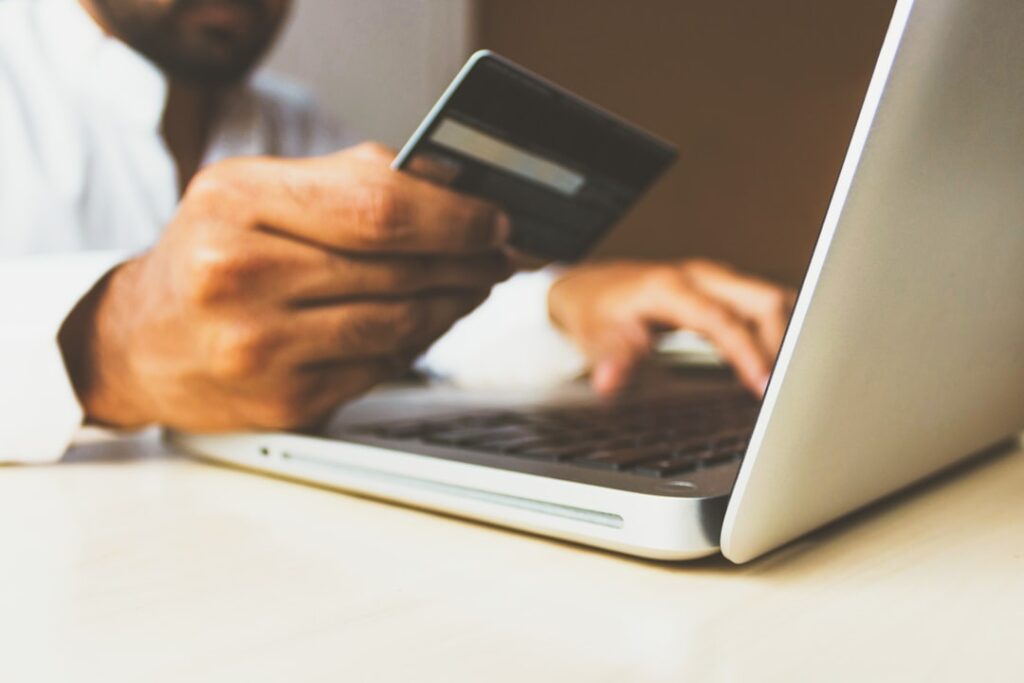 Improve Customer Satisfaction Scores: Strategies For E-Commerce Businesses To Delight Customers And Boost Revenue Growth, From Understanding Customer Needs To Delivering Exceptional Experiences