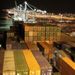 shipping solutions,e-commerce,customer experience,order fulfillment,shipping rates,shipping options,online store,business growth,logistics,carriers,Best Practices For Choosing Carriers,Best Rates For Shipping Options,Shipping Solutions Comparison Tool,E-Commerce Fulfillment Strategies,Online Shipping Platform Reviews