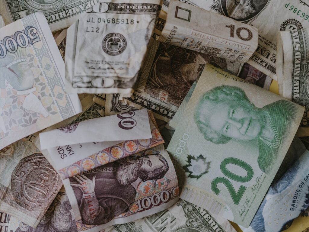 Master The Art Of Multi-currency E-Commerce With Our Comprehensive Guide, Covering Key Concepts, Setting Up A Successful Store, Integrating Payment Gateways, Managing Inventory And Shipping, And Best Practices For Pricing, Product Descriptions, And Security