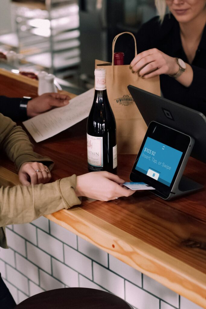 Leveraging E-Commerce Online: Boost Sales, Increase Revenue with Proven Strategies for Digital Retailers.