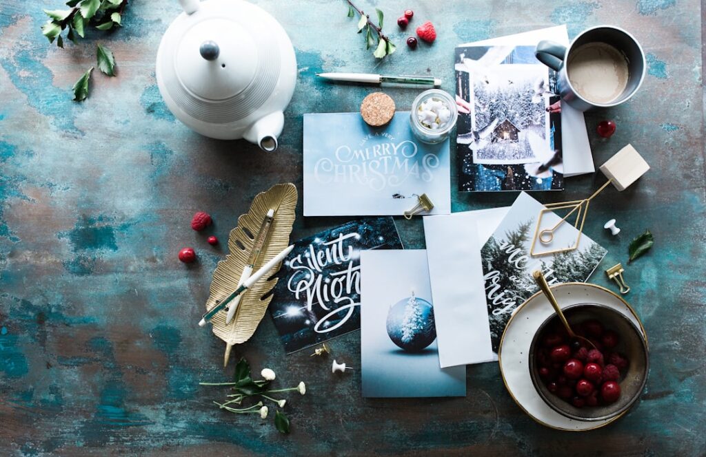 Optimize Your Holiday E-Commerce Campaign For Maximum Sales And Brand Visibility With These Proven Strategies, Including Creating Effective Holiday E-Commerce Campaigns And Utilizing Targeted Marketing Tactics Such As Personalized Experiences, Social Media Advertising, Email Marketing, And A/B Testing