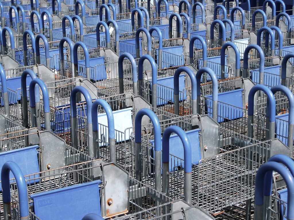 Unlock the Secrets to Boosting E-Commerce Average Order Value (AOV) with data-driven optimization techniques, including personalization, upselling and cross-selling, feedback and review widgets, abandoned cart recovery, and social proof, to increase revenue and profitability.